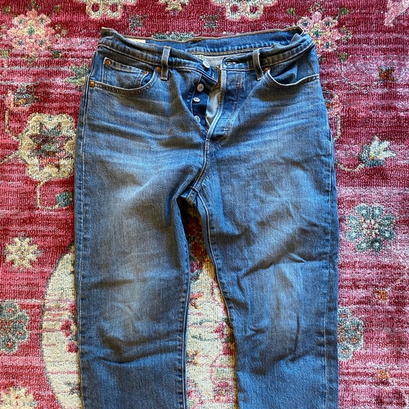 Levi’s 501 Crop - Med Blue - Picture 2 of 11